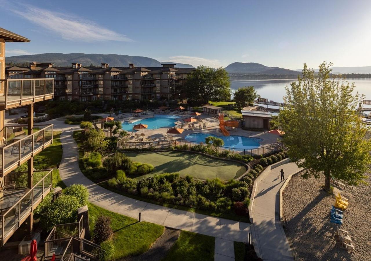 The Cove Lakeside Resort Вест-Келоуна Экстерьер фото